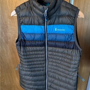 Cotopaxi Blue Outdoor vest